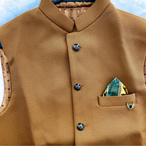 Men’s mustard Waistcoat Nehru Jacket - Picture 6 of 8